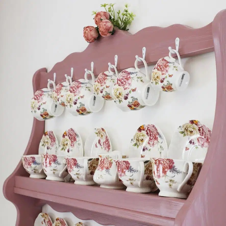 Incantevole e funzionale: una cucina su misura arredata in stile Country Chic 7