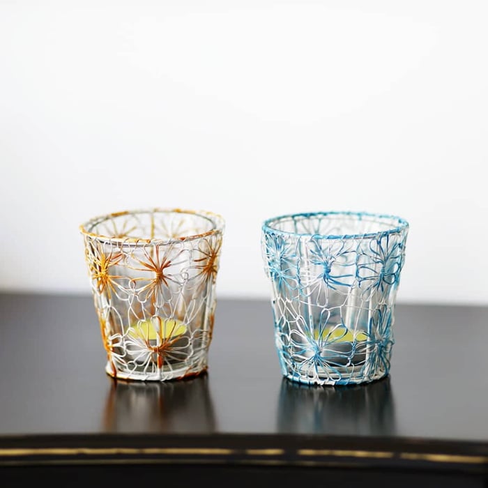 Bicchiere per tealight con portabicchiere in filo d’acciaio intrecciato, 2 colori 6