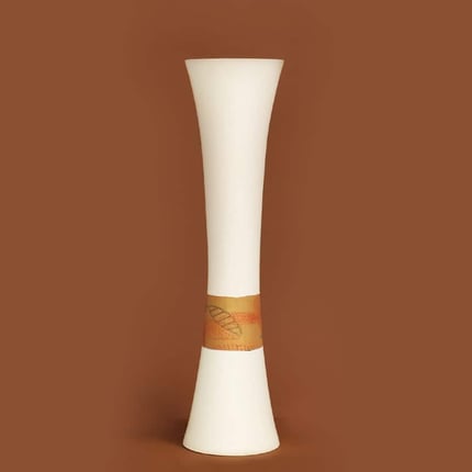 Vaso decorativo in ceramica bianca, due bocche, base larga 7