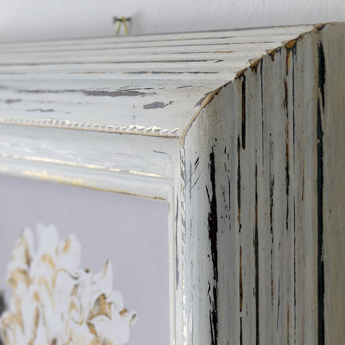 Quadro peonia bianca, cornice bianca decapata oro - immagine 5