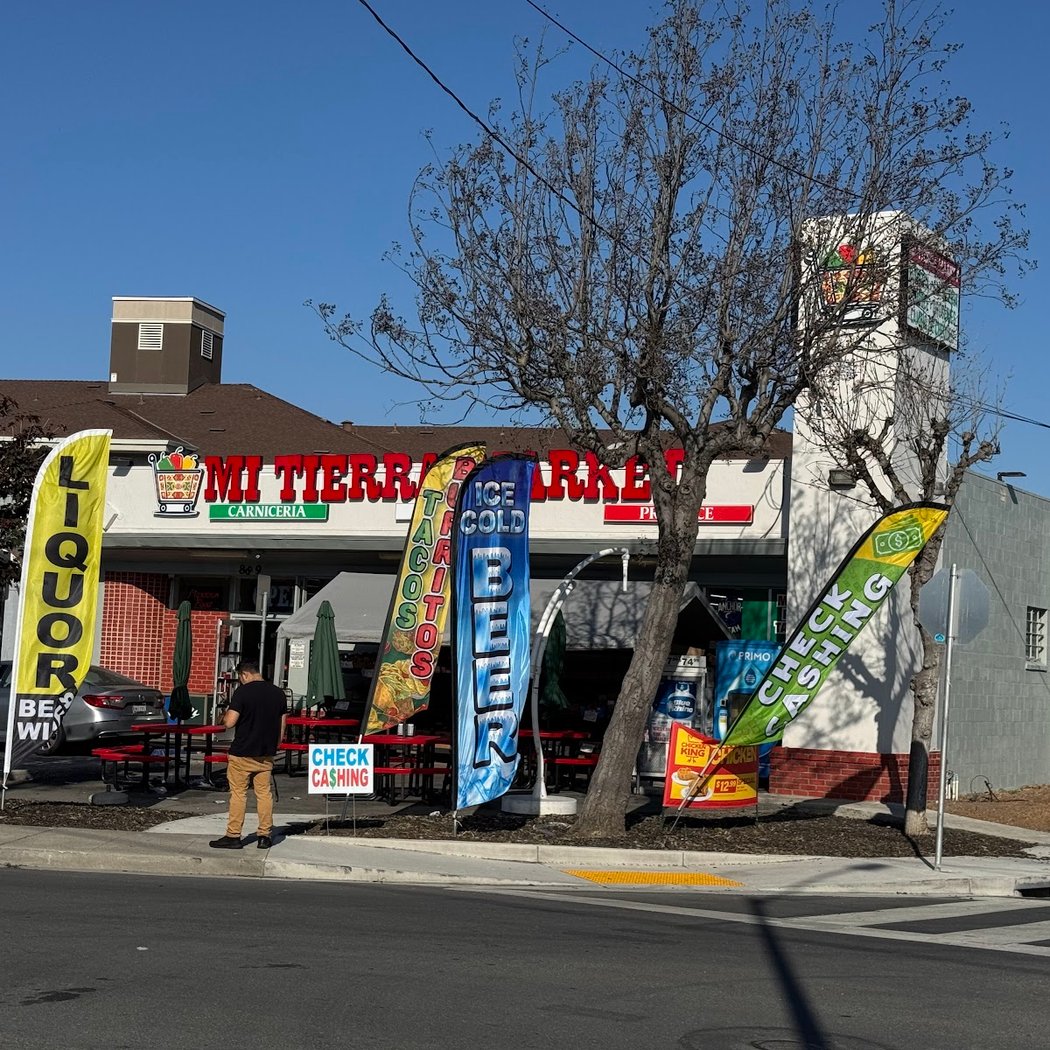 Mi tierra taquería 2