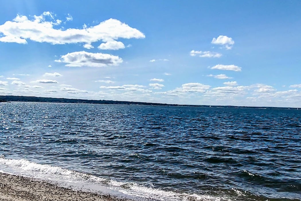 Pheasant Dr Waterfront Public Access Point 2