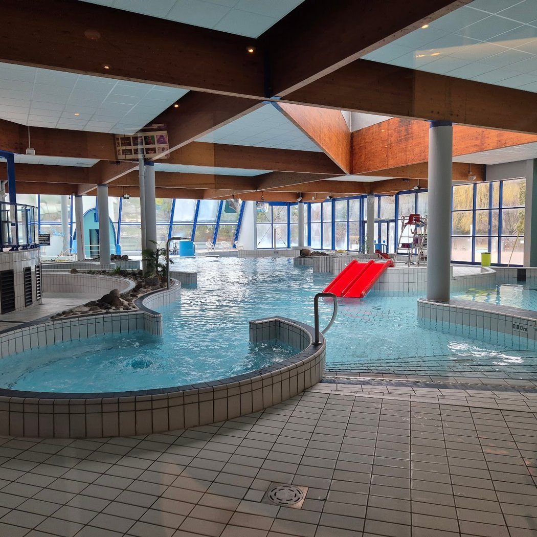 1326 Park Pool Briançon 2