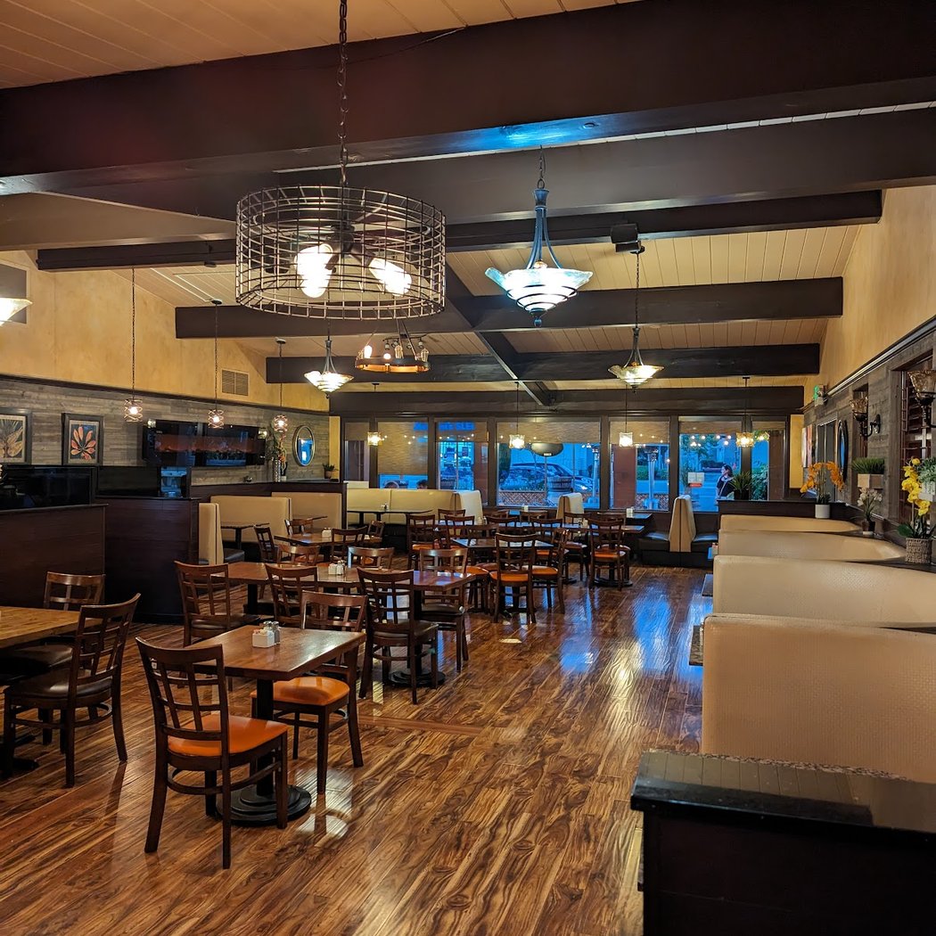Daily Happy Hour specials 2