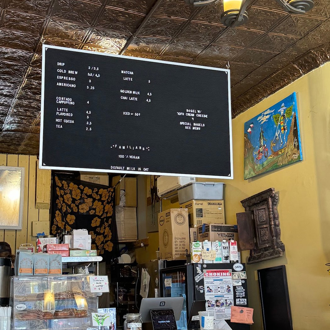 Familiars Vegan Coffee Shop 5