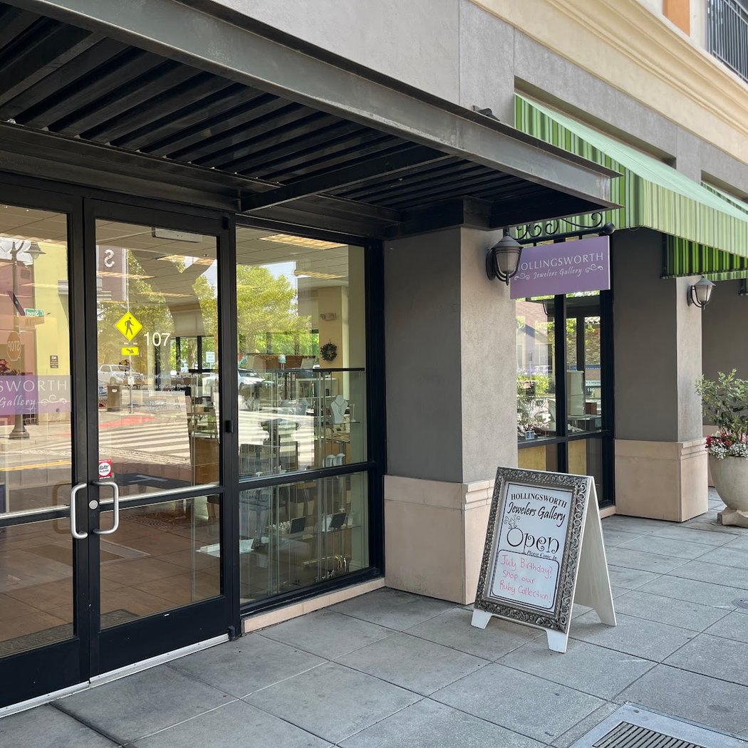 Hollingsworth Jewelers Gallery 2