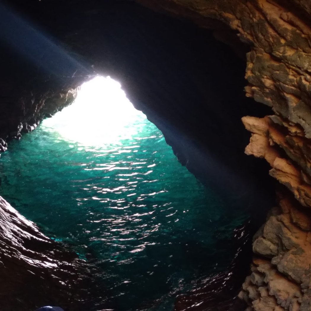 Grotte marine de Méjean 1