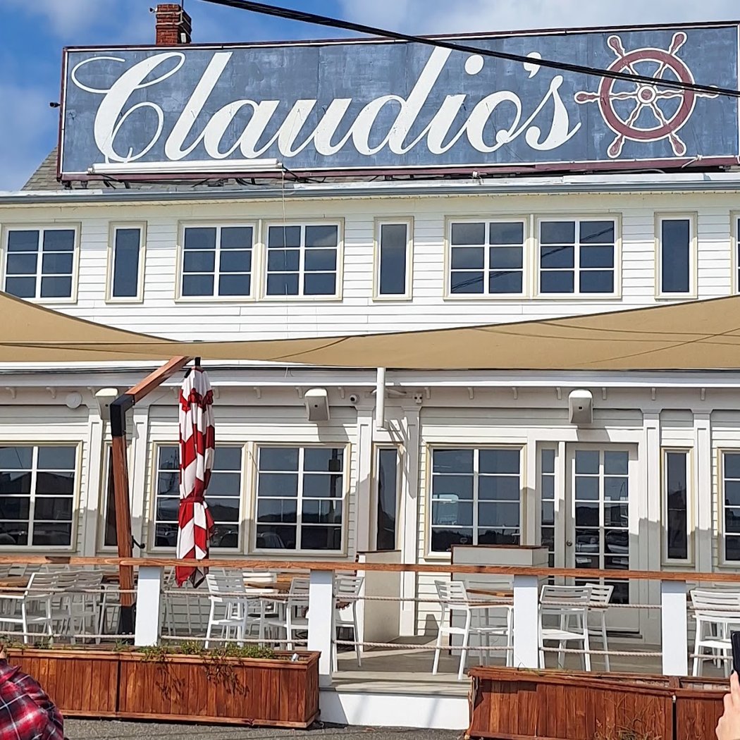 Claudio's Waterfront 3
