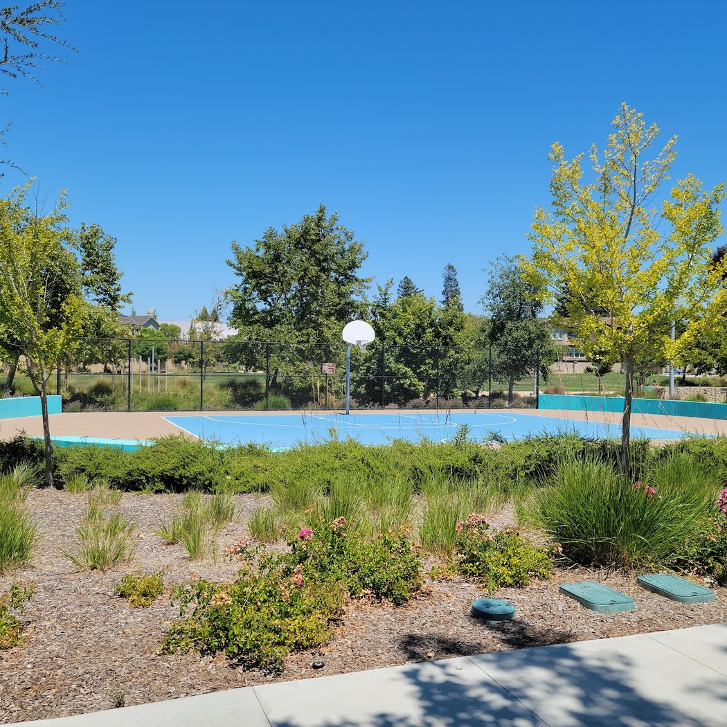Seven Seas Park 3