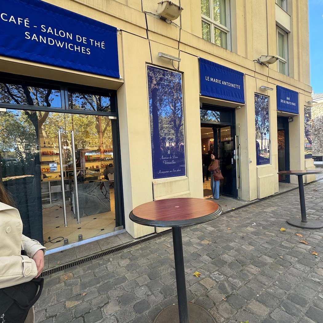 Le marie Antoinette 2
