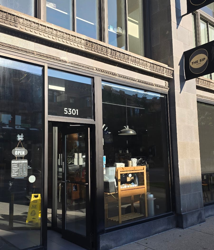 Sip & Savor | 53rd Street - Hyde Park 3