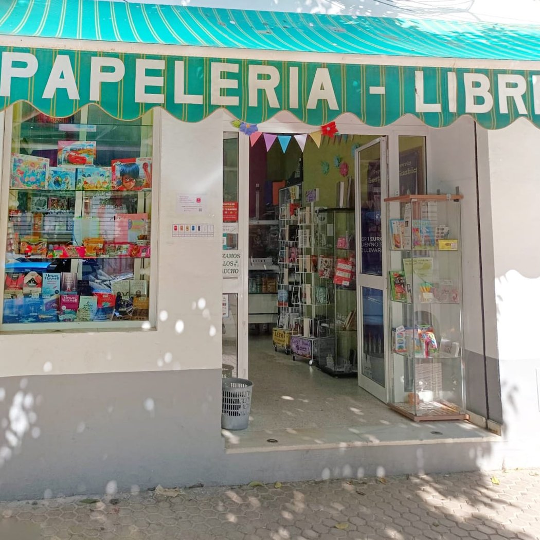 Papelería Librería Beatriz de Suabia 2