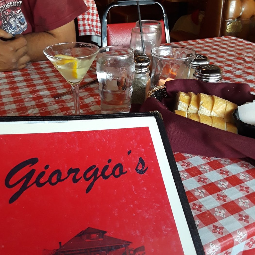Giorgio's Restaurant 3