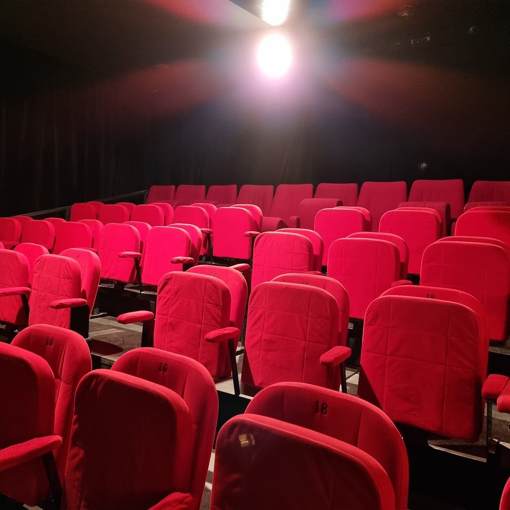 LE MONDE FANTASTIQUE DES ADULTES 3