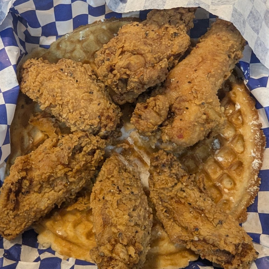 Drae's Lake Route Eatery 3
