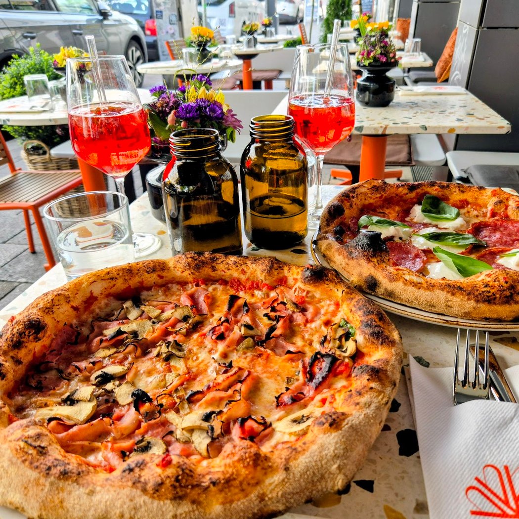 Vollath's Pizza Bar 1