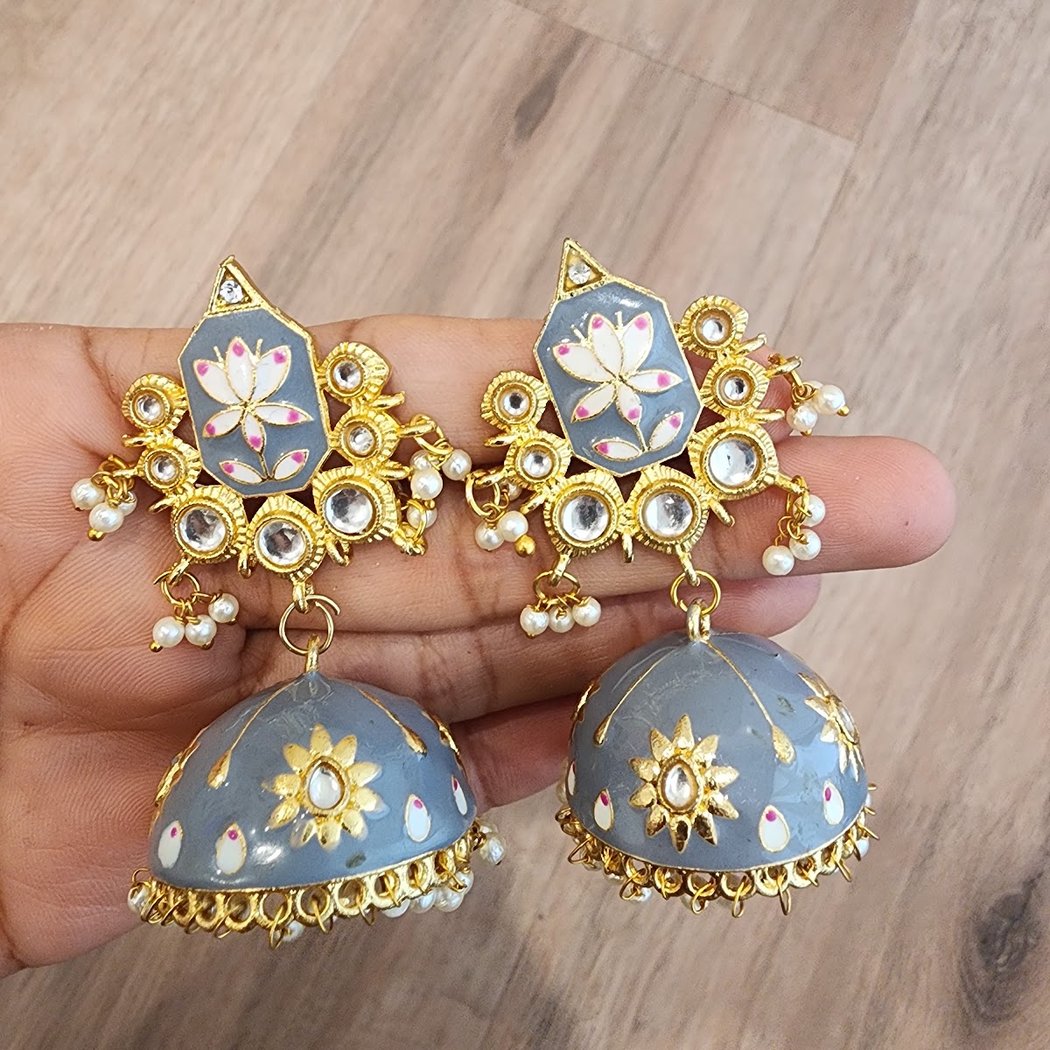 Divine Boutique 2