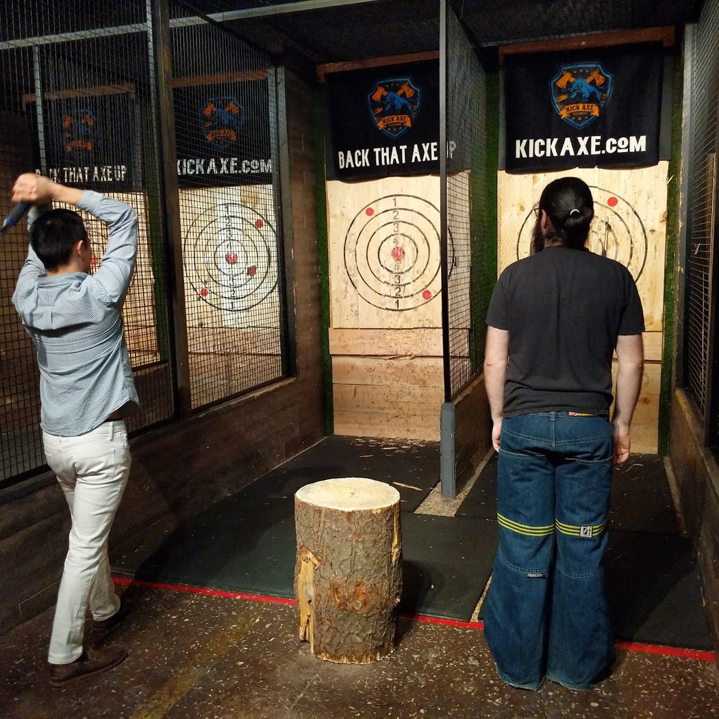 Kick Axe Tournament-Style Throwing 1