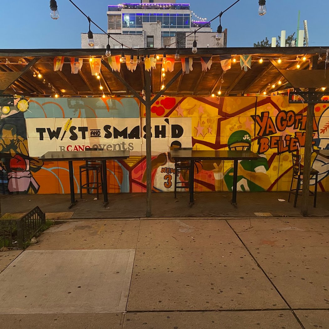 Twist and Smash'd Sports 2
