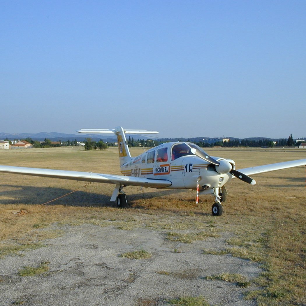 Aérodrome Aix - Les Milles - LFMA 2