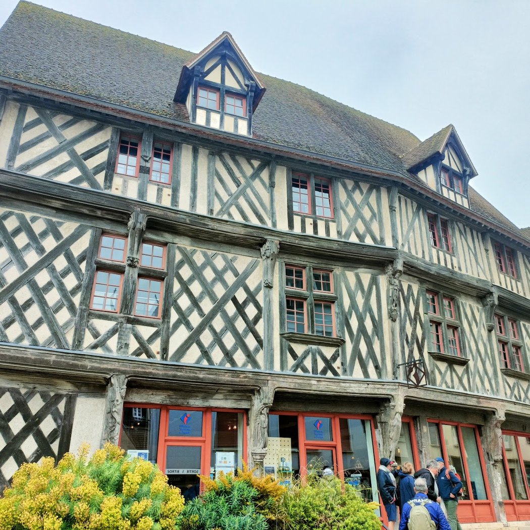 Chartres Congrès - Maison du Saumon 2