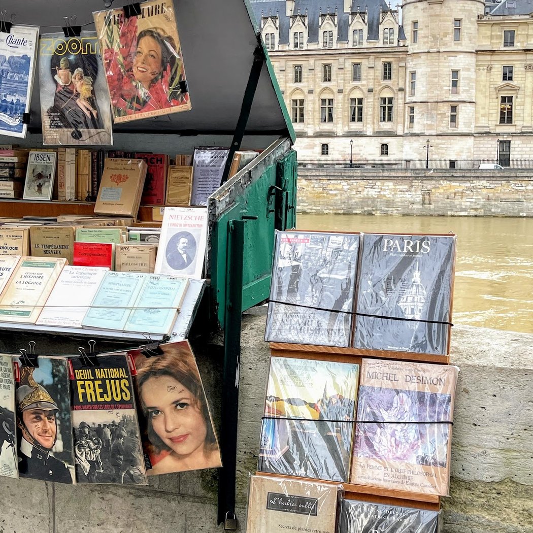 Bouquinistes 1
