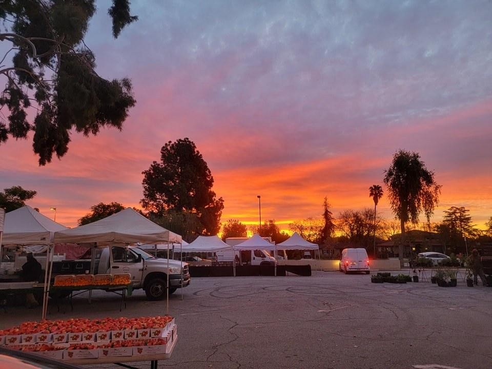 Pasadena Farmers' Market at Victory Park 1