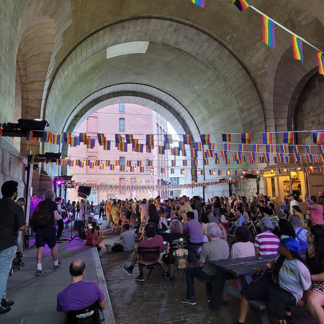 Live at the Archway 2