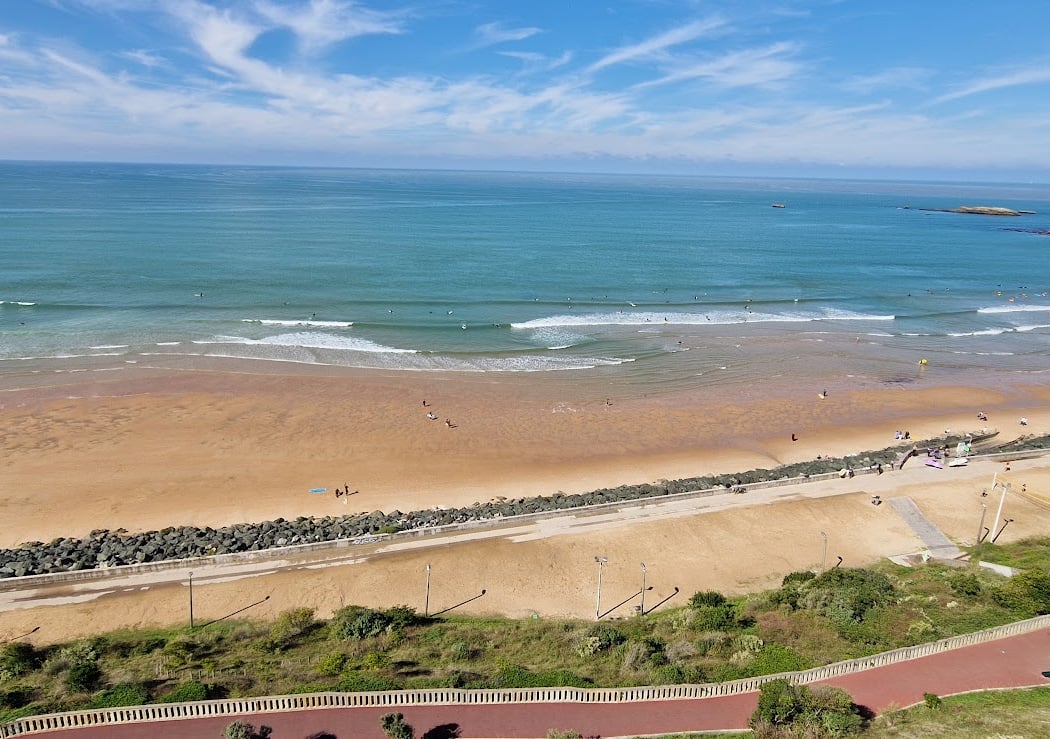 Randonnée panoramique vers la plage