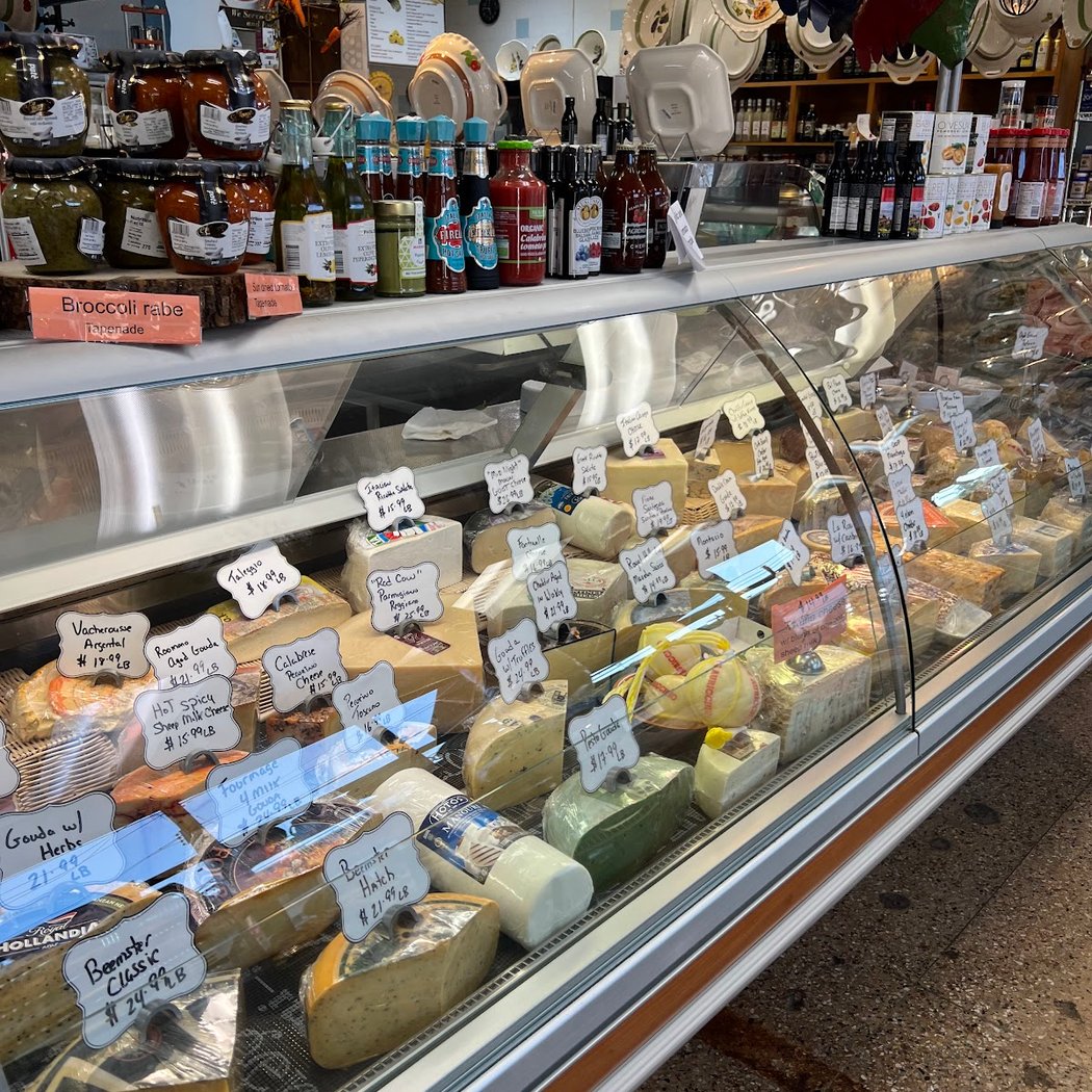 Dante's Deli 1