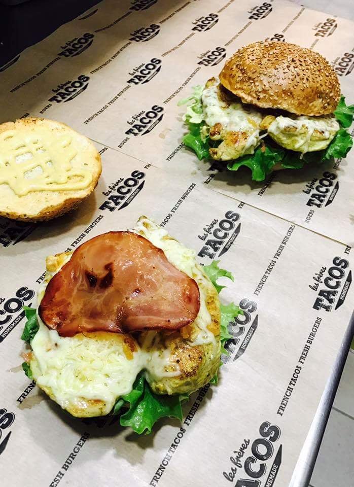 LES FRÈRES TACOS (Burgers & Tacos Gourmets) des produits frais 3