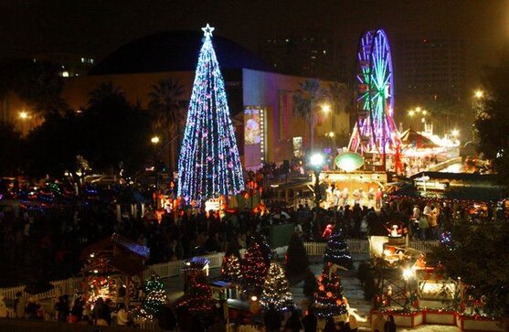 Christmas in the Park 1