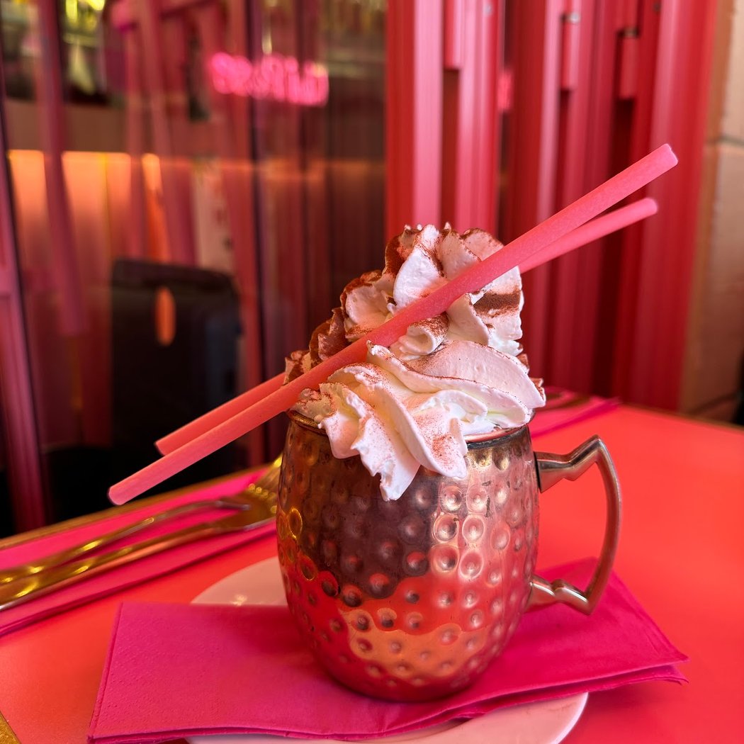 Le Tiki Rose 1