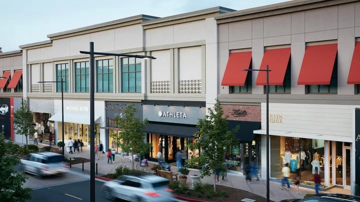 Broadway Plaza 1