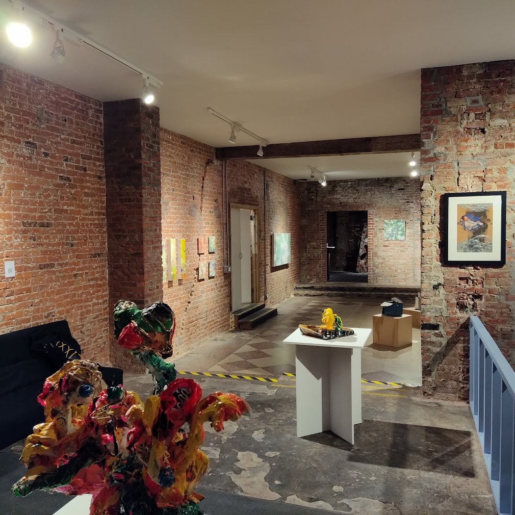 Blue Gallery 3