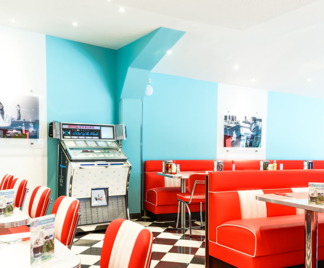 Holly's Diner 2