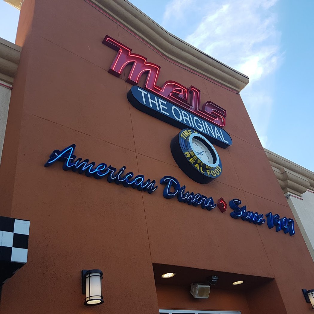 Pinole Vista Shopping Center 1