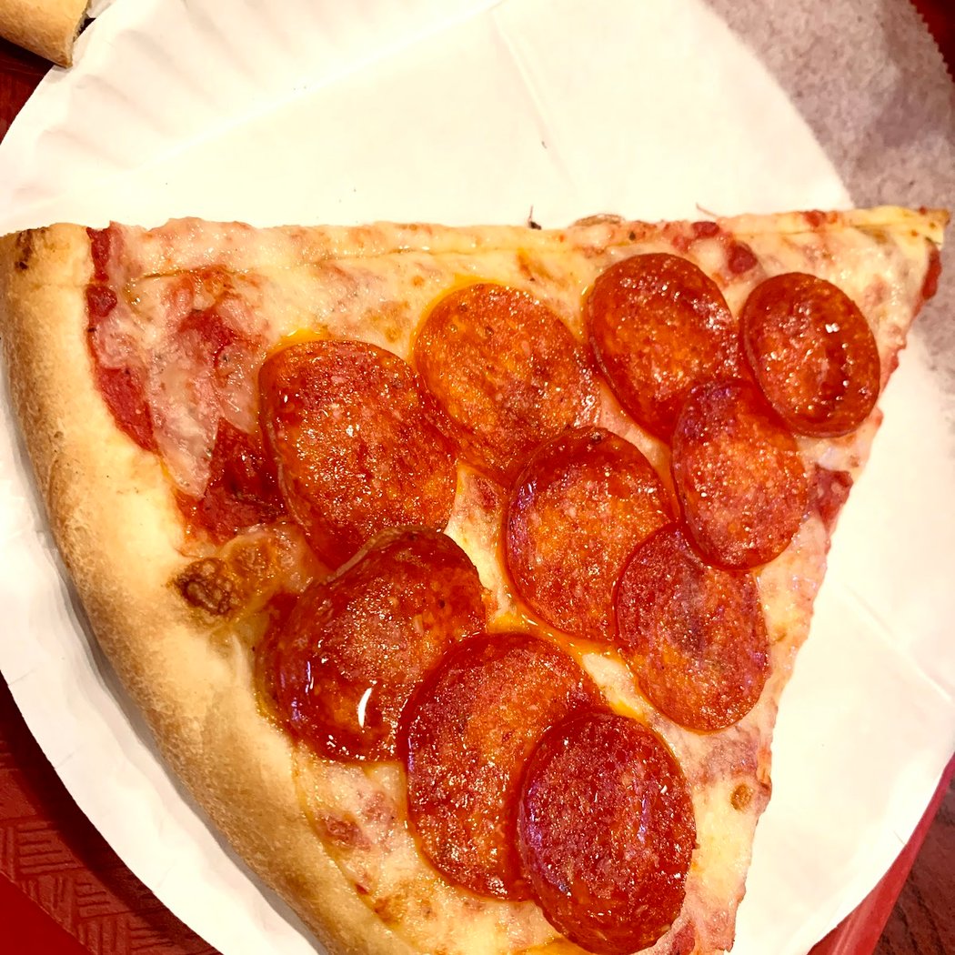 Francesco's Pizza 5