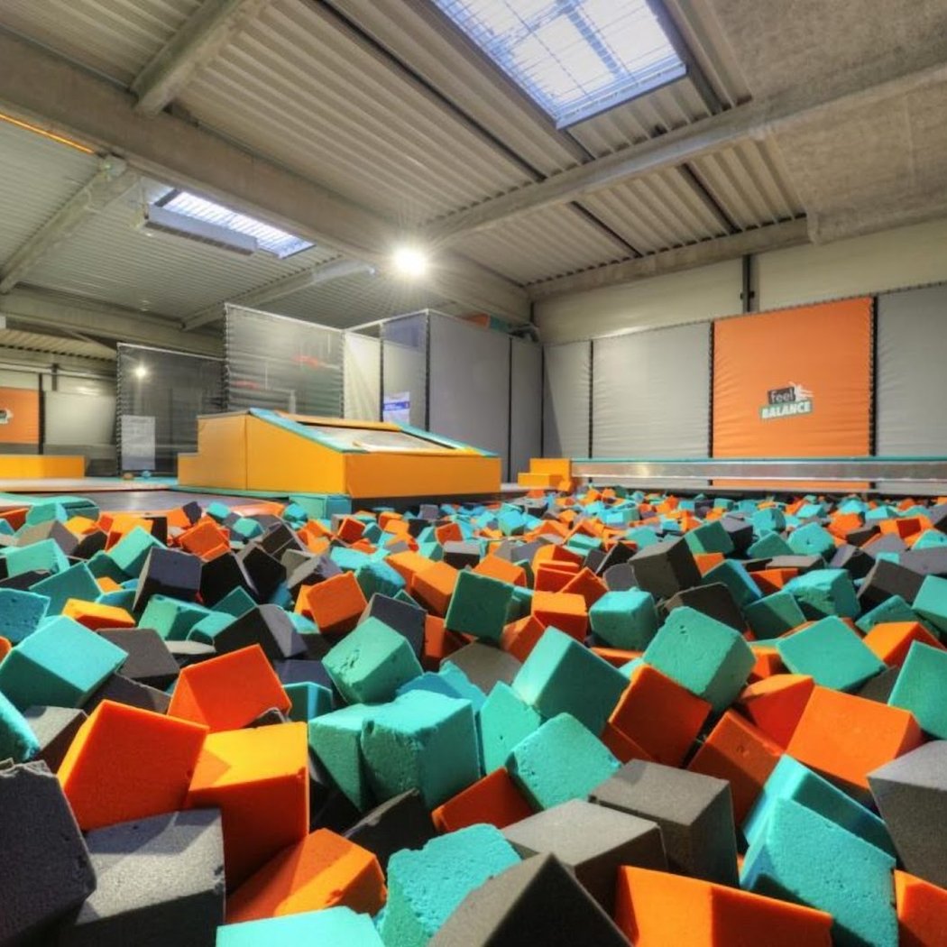 Feel Jump Trampoline Park Flins Aubergenville 1