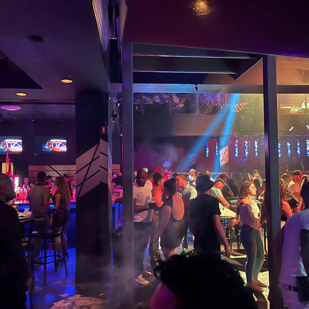 AFTERHOURS: PapaJay + Special Guests 1