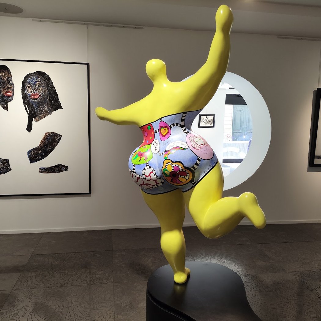 Opera Gallery 5