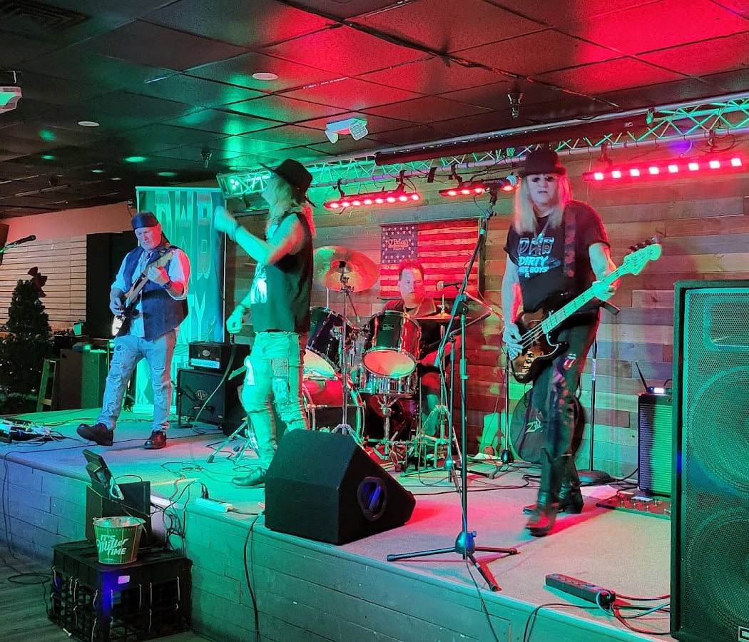 O’Brien’s Irish Pub & Grill 3