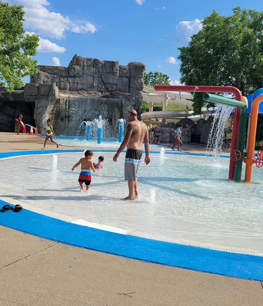 World's Largest Swimming Lesson 2