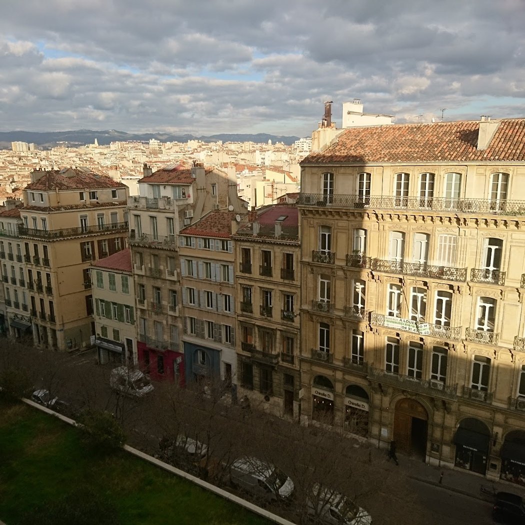 Rue Paradis 1