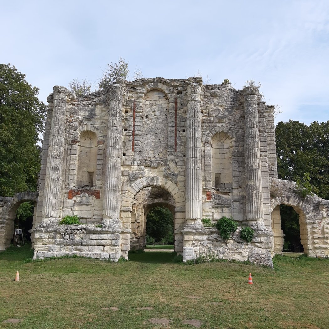 Château Royal de Montceaux-Lès-Meaux 2