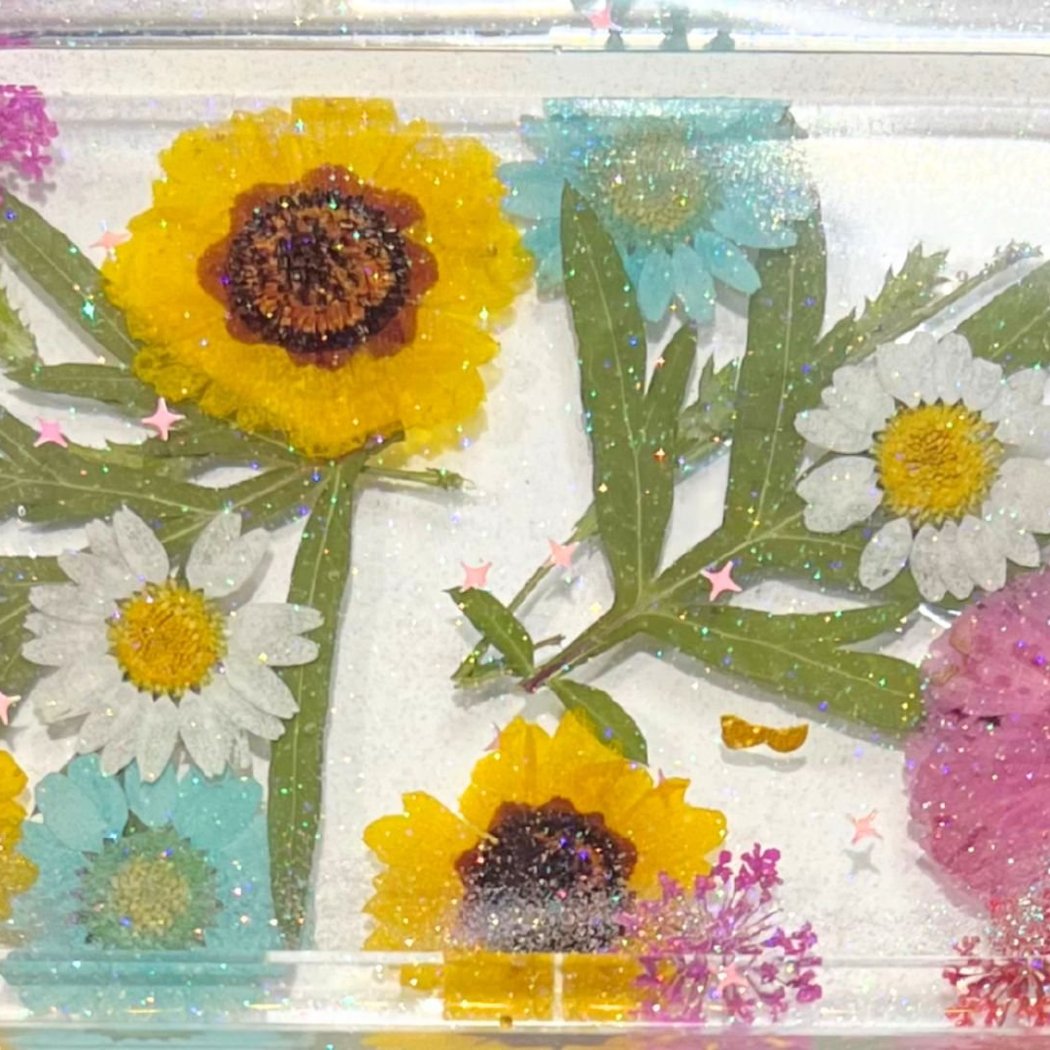 Resin Tray with Flowers Art Class 2