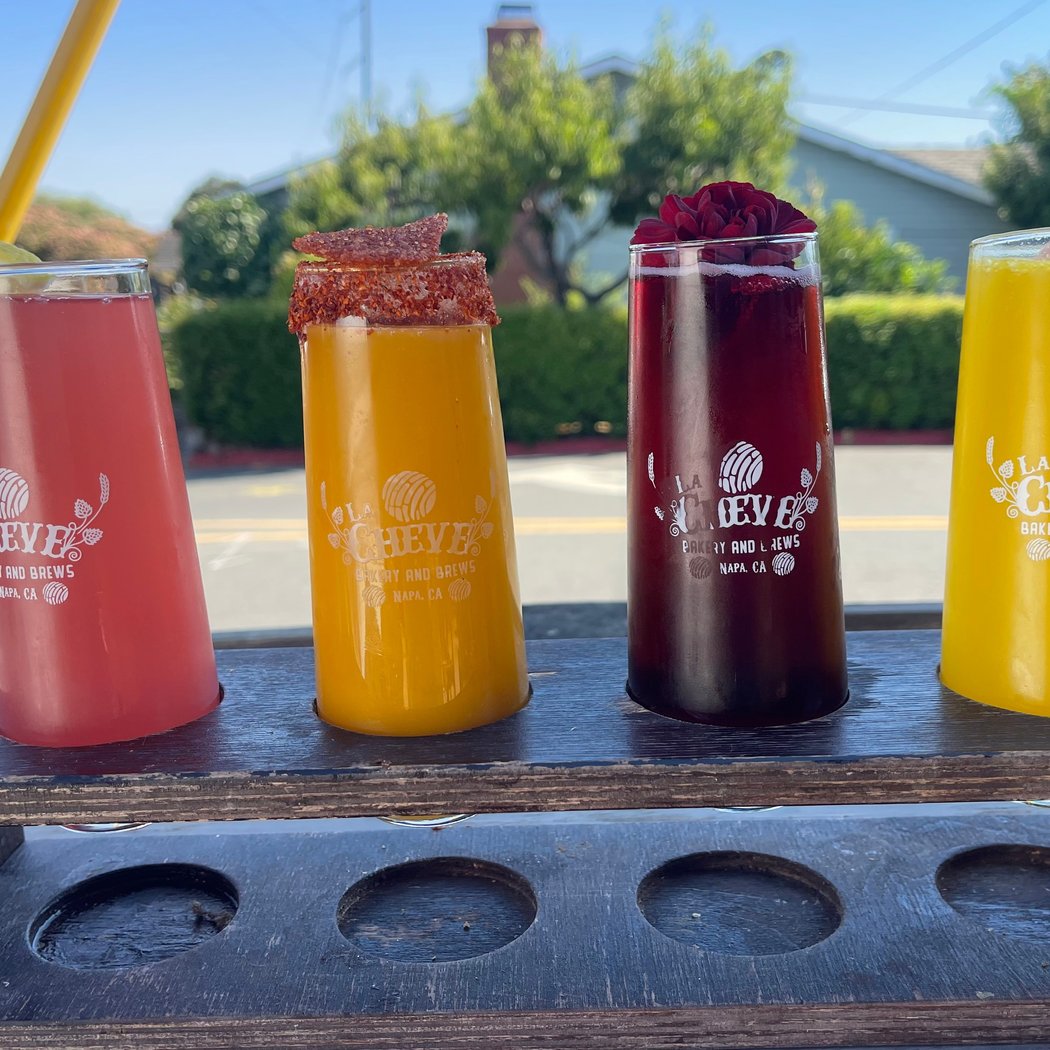La Cheve Bakery and Brews 3
