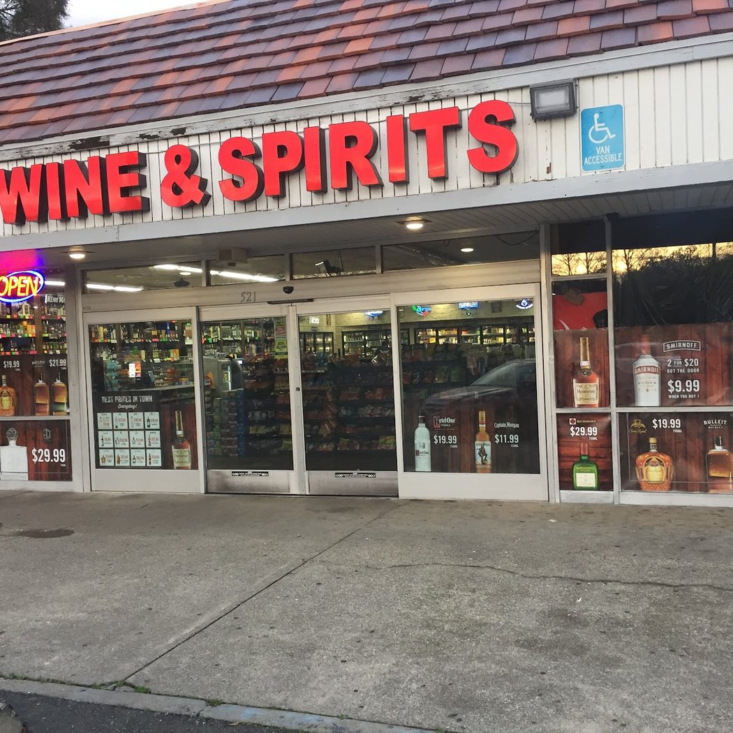 Fairmont Wines & Spirits 2