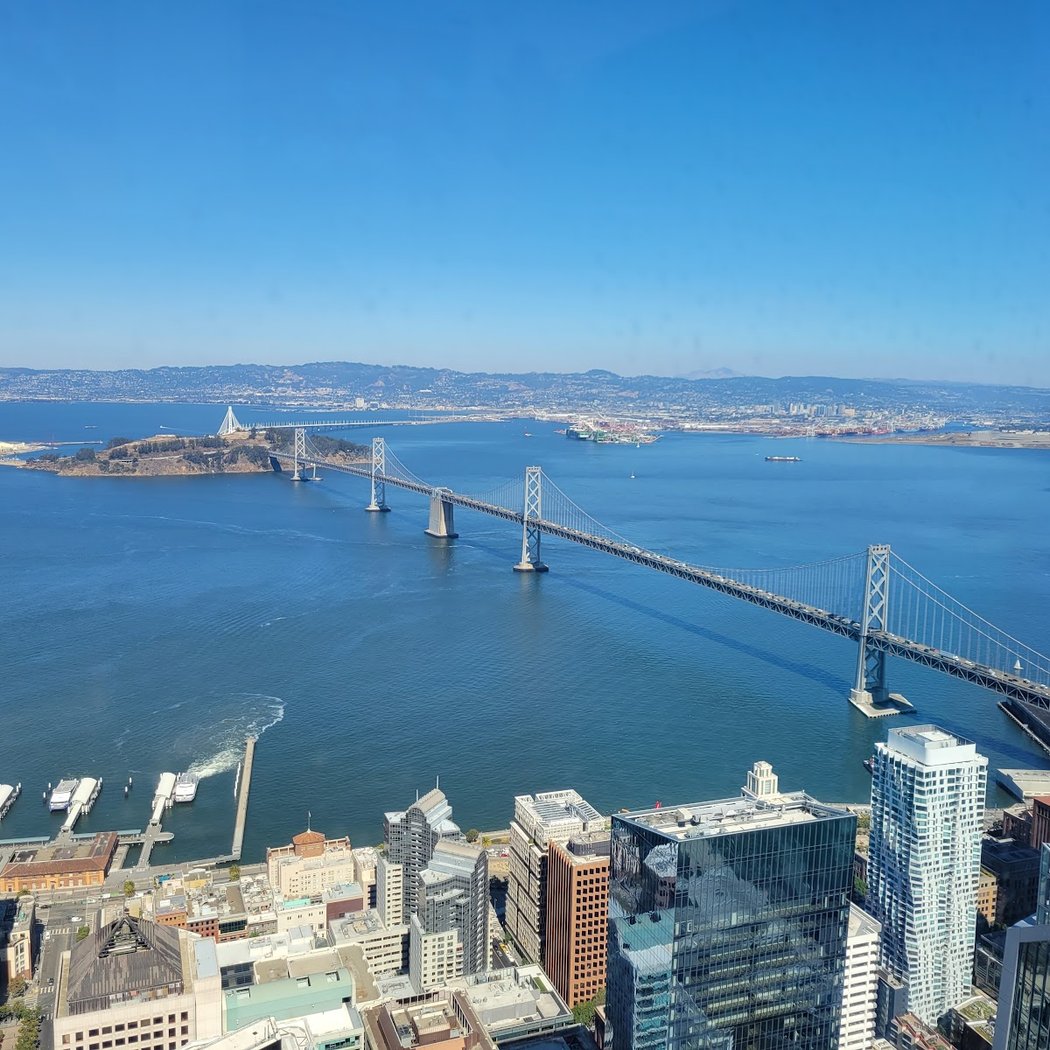 Salesforce Tower 1