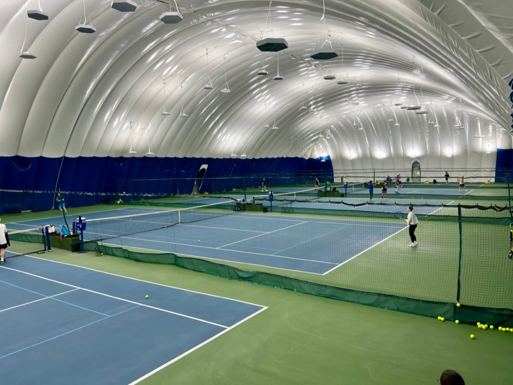 Manhattan Plaza Racquet Club - Advantage Tennis Clubs 2